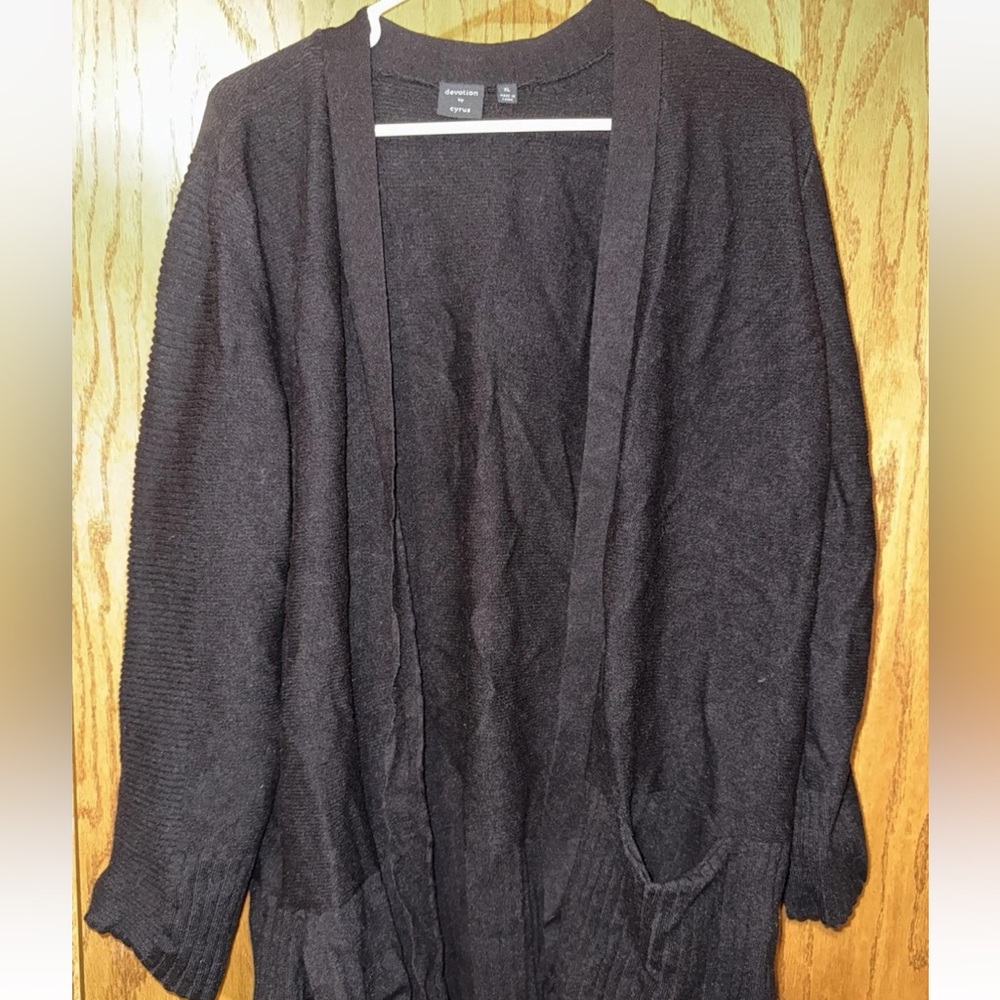 Devotion by Cyrus Women’s Black Cardigan- XL